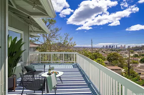 1967 10th Ave, Honolulu, HI 96816