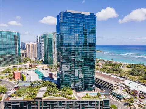 1108 Auahi St #3705, Honolulu, HI 96814