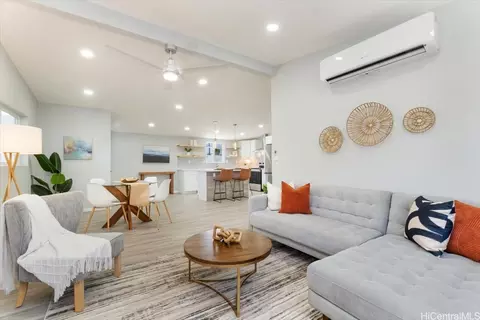 85-042 Kaupuni St, Waianae, HI 96792