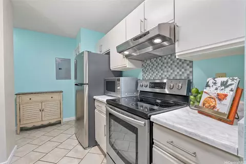 95-1168 Makaikai St #111, Mililani, HI 96789