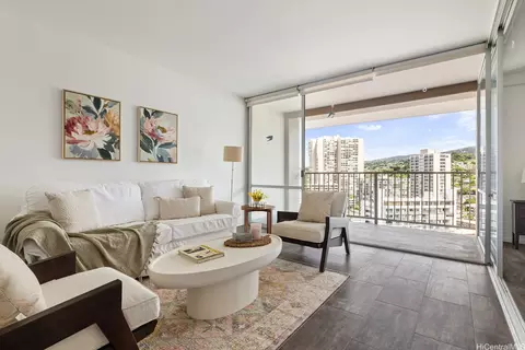 1617 Keeaumoku St #1803, Honolulu, HI 96822