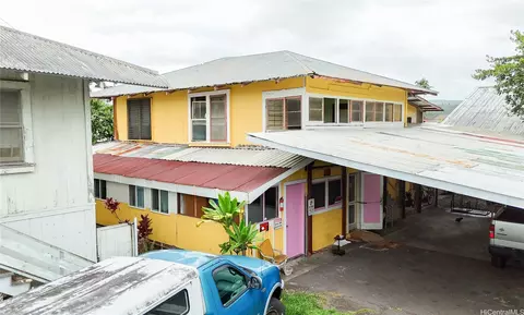 82 Hoku St #D, Hilo, HI 96720