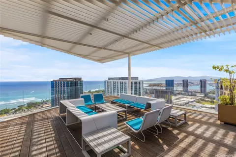 1001 Queen Sts #1302, Honolulu, HI 96814