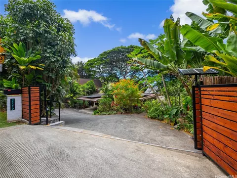 45-219 Kokokahi Pl, Kaneohe, HI 96744