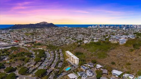4970 Kilauea Ave #311, Honolulu, HI 96816