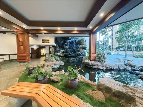 201 Ohua Ave #1610, Honolulu, HI 96815