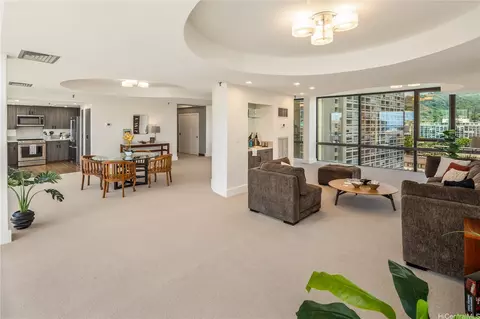 1114 Punahou St #PH3, Honolulu, HI 96826