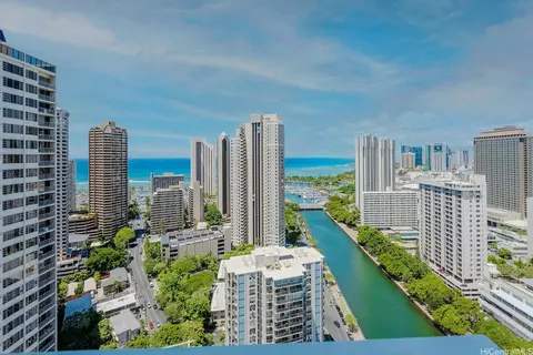 1717 Ala Wai Blvd #PHII 4, Honolulu, HI 96815