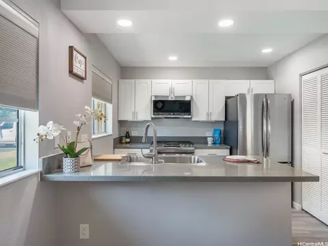 91-1066 Makaaloa St #14D, Ewa Beach, HI 96706