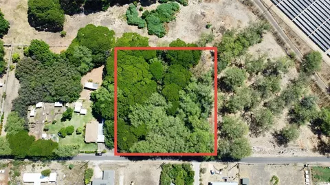85-230 Mahinaau Rd, Waianae, HI 96792