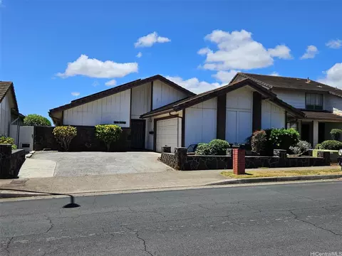 94-775 Meahale St, Waipahu, HI 96797