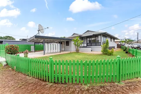 94-221 Pupukui St #240, Waipahu, HI 96797