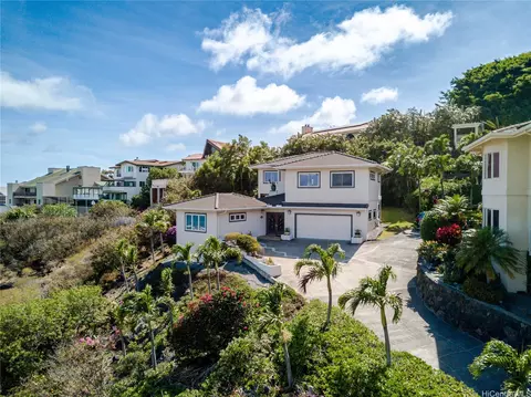 5492 Poola St # A, Honolulu, HI 96821