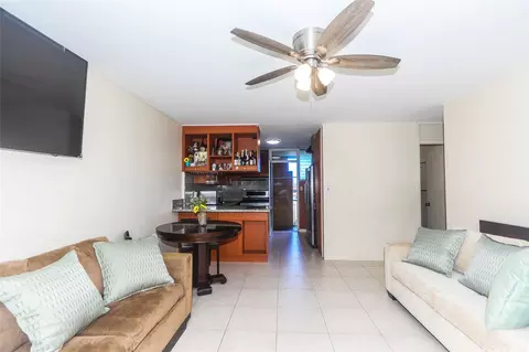 1119 Kokea St #C301, Honolulu, HI 96817