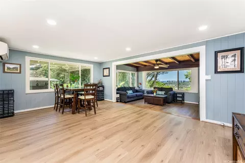 3518 Lelehune Pl, Honolulu, HI 96822