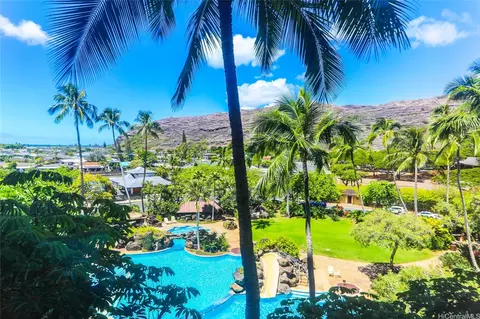501 Hahaione St #1-5H, Honolulu, HI 96825