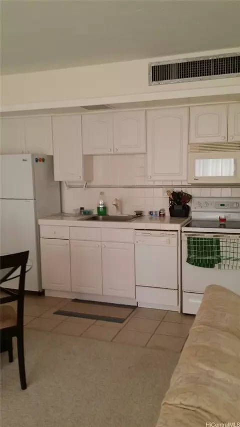 84-740 Kili Dr #324, Waianae, HI 96792