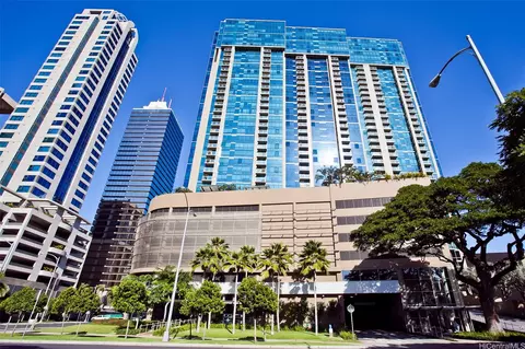1200 Queen Emma St #1706, Honolulu, HI 96813