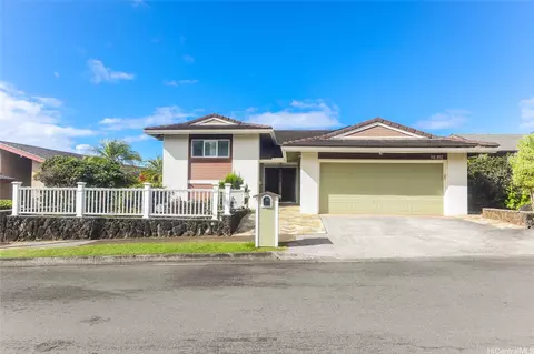 98-812 Kahaea Pl, Aiea, HI 96701