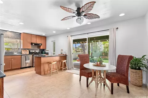 92-1272 Kikaha St #50, Kapolei, HI 96707