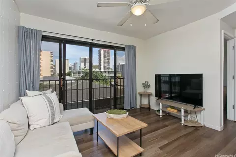 1432 Keeaumoku St #304, Honolulu, HI 96822