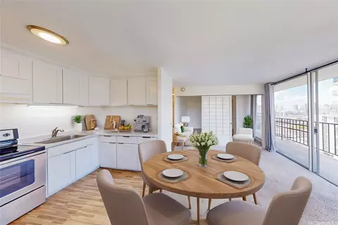 2754 Kuilei St #1801, Honolulu, HI 96826