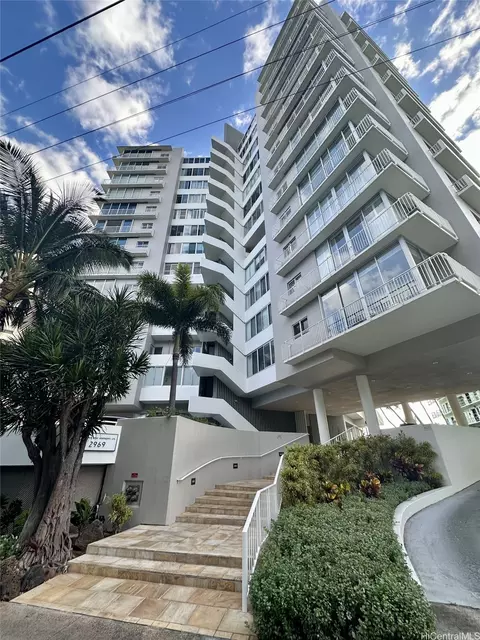 2969 Kalakaua Ave #803, Honolulu, HI 96815