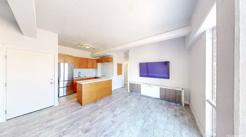 1096 S Beretania St #301, Honolulu, HI 96814