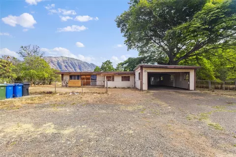 85-090 Farrington Hwy #A, Waianae, HI 96792