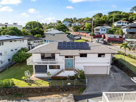 947 Laki Rd, Honolulu, HI 96817