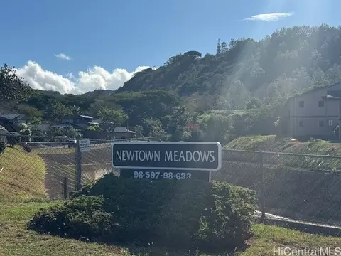 98-621 Kilinoe St #4B1, Aiea, HI 96701