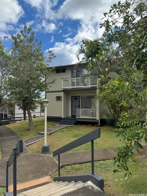 98-915 Kaonohi St #100, Aiea, HI 96701