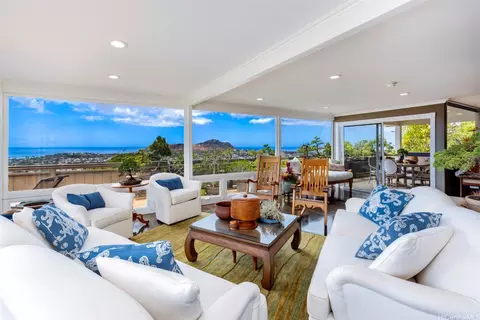 1617 Paula Dr #A, Honolulu, HI 96816