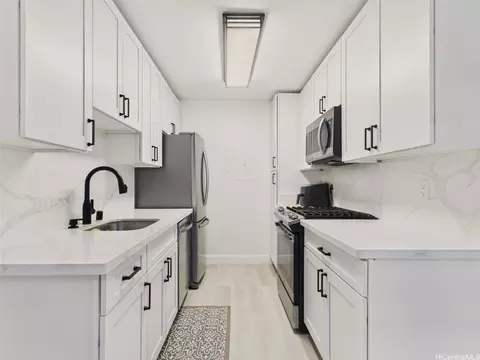 91-1089 Puamaeole St #15A, Ewa Beach, HI 96706