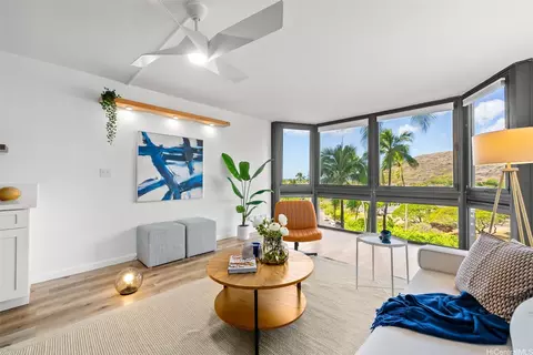 521 Hahaione St #2-6H, Honolulu, HI 96825
