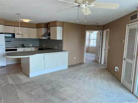 801 S King St #3107, Honolulu, HI 96813