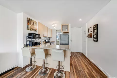 2630 Kapiolani Blvd #802, Honolulu, HI 96826