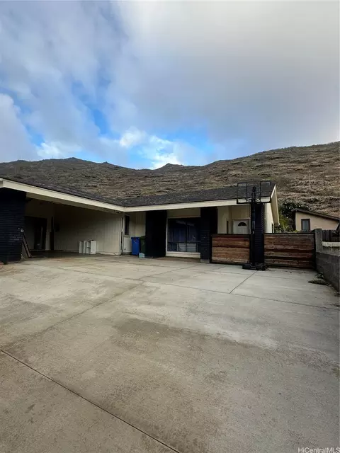 1361 Honokahua St, Honolulu, HI 96825