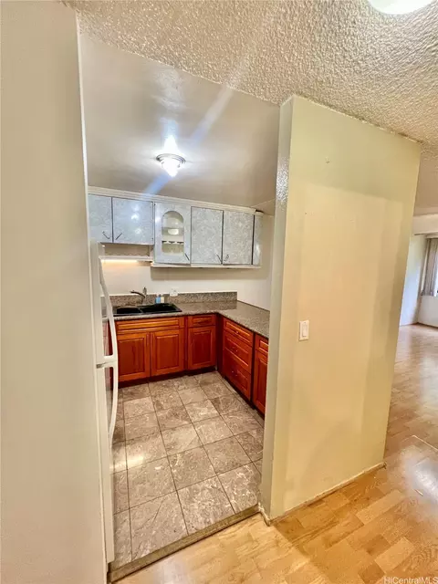 1255 Nuuanu Ave #407, Honolulu, HI 96817