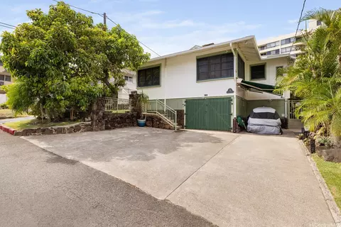 1058 Green St, Honolulu, HI 96822
