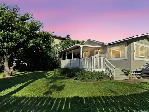 47-104 Hunaahi St, Kaneohe, HI 96744