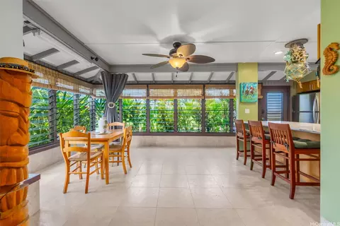 68-615 Farrington Hwy #5B, Waialua, HI 96791