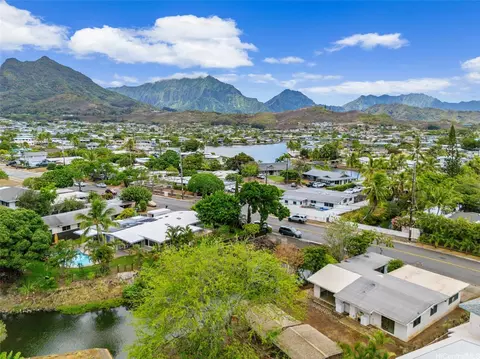 743 Akumu St, Kailua, HI 96734