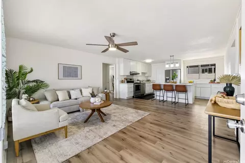 1127 Haloa Dr #2, Honolulu, HI 96818