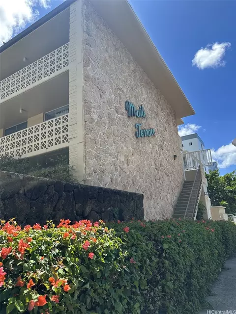 1323 Makiki St #A212, Honolulu, HI 96814