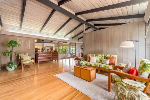 4495 Aliikoa St, Honolulu, HI 96821