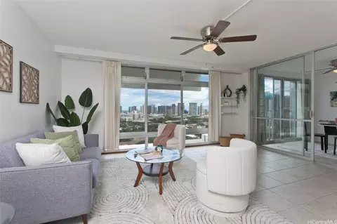 1519 Nuuanu Ave #2241, Honolulu, HI 96817