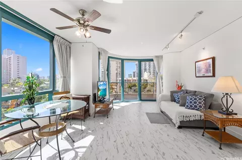 1888 Kalakaua Ave #906, Honolulu, HI 96815