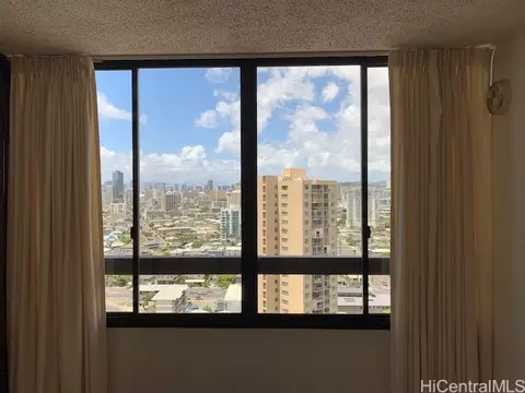 2499 Kapiolani Blvd #2006, Honolulu, HI 96826