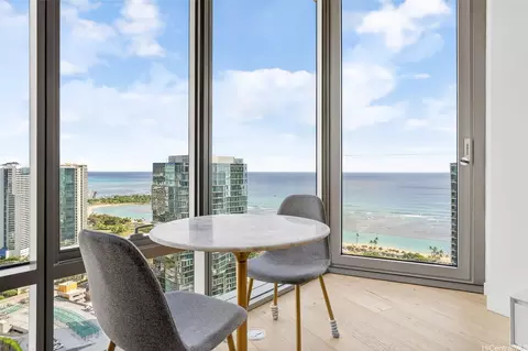 1001 Queen St #PH 4006, Honolulu, HI 96814